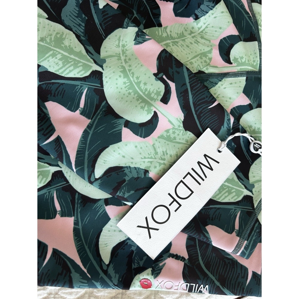 NWT WILDFOX MARTINIQUE LEAVES 7/8 LEGGINGS FROM REVOLVE SIZE SMALL